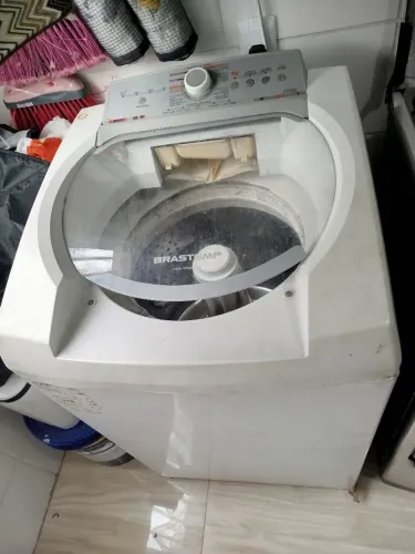Vendo máquina de lavar 110v , funcionando normal