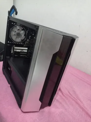 Gabinete usado + 3 fans