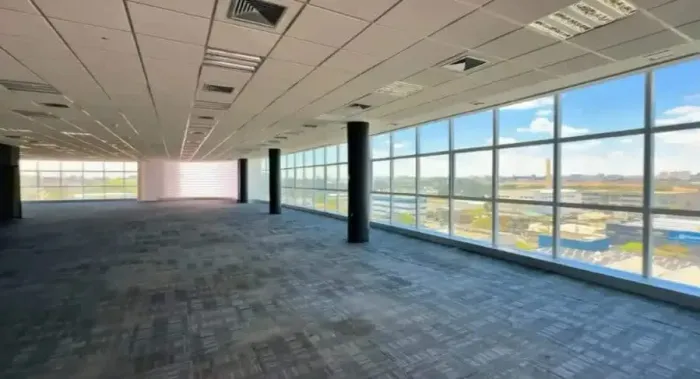 Sala comercial na Alameda Juari, 262 - cj 52 611 m²