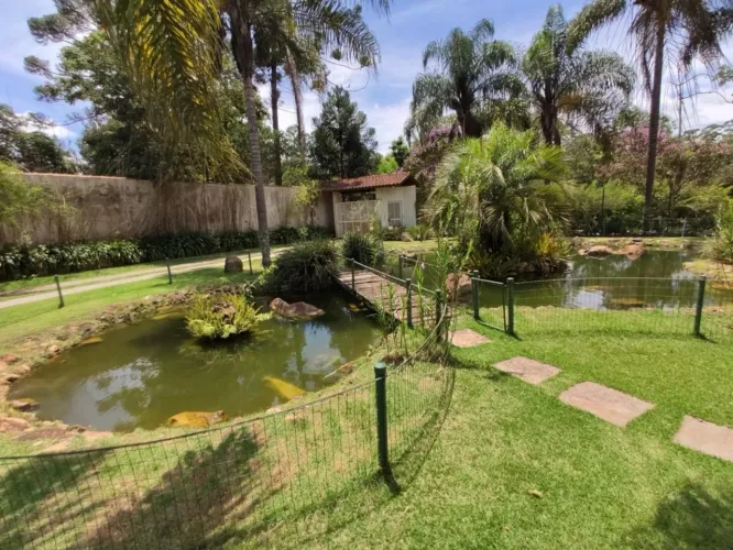 Casa de Condomínio com 5 quartos à venda em Nova Lima
