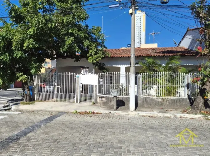 Casa em Praia de Itaparica - Vila Velha, ES
