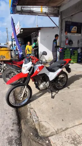 Bros 160