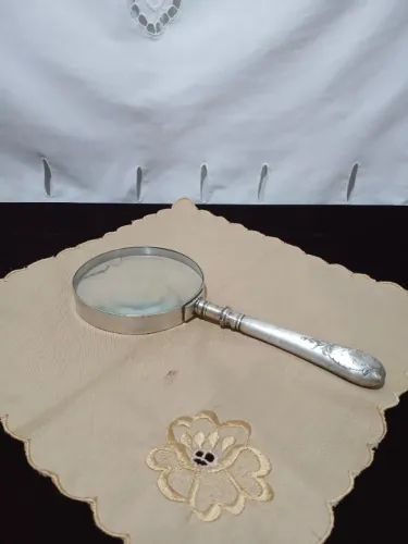 Antiga Lente De Aumento Metal Banho De Prata Art Nouveau
