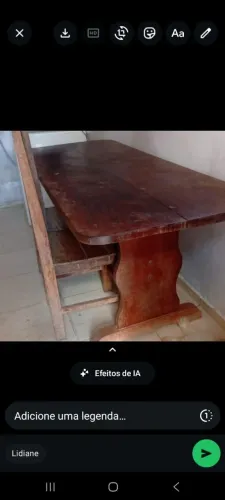 Vendo Mesa de madeira cedro 6 cadeiras