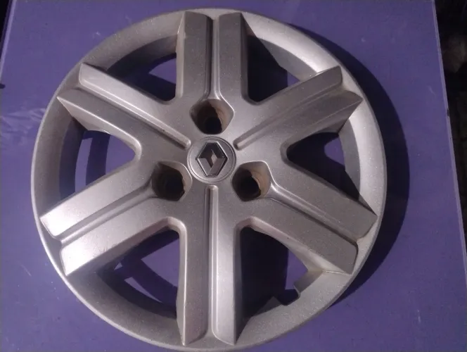 Calotas Renault kwid aro14 original usada em bom estado 01 peca 