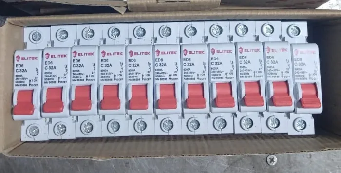 Disjuntor Unipolar 32A Elitek - 11 peças