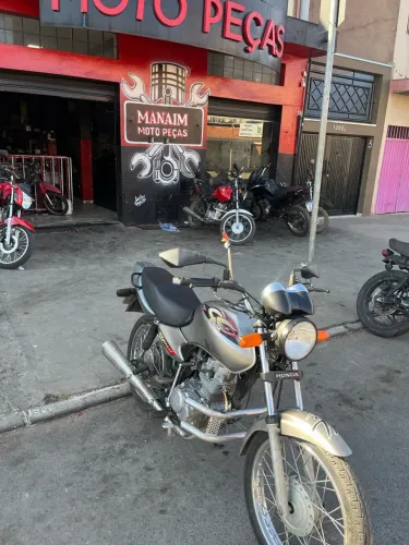 Vendo titan 125