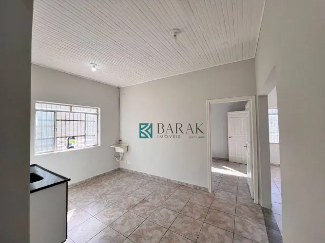 Kitnet com 1 dormitório para alugar, 61m² por R$ 1.600/mês - Zona 01 - Maringá/PR