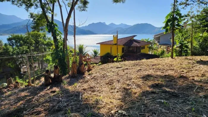 Terreno de 1.082 m² no Condomínio Itaoca Mangaratiba/RJ