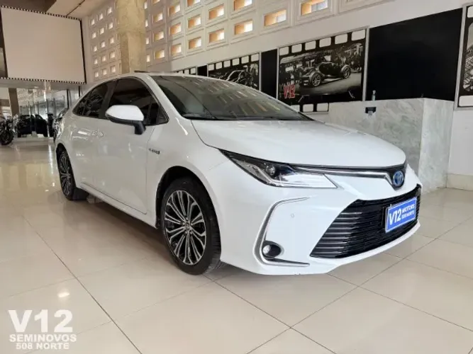 Toyota Corolla Altis Prem. Hybrid 1.8 Flex AUT 2023