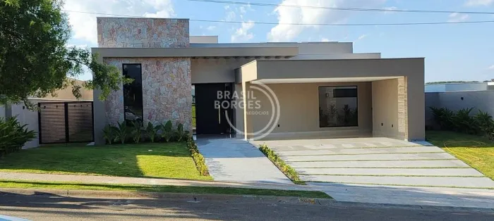 Casa térrea de alto padrão à venda no Fazenda Jequitibá 403m² de área construída.