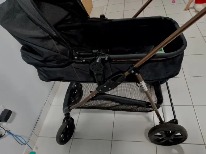 Carrinho De Bebê Passeio Berço Moisés Napoli Preto Galzerano