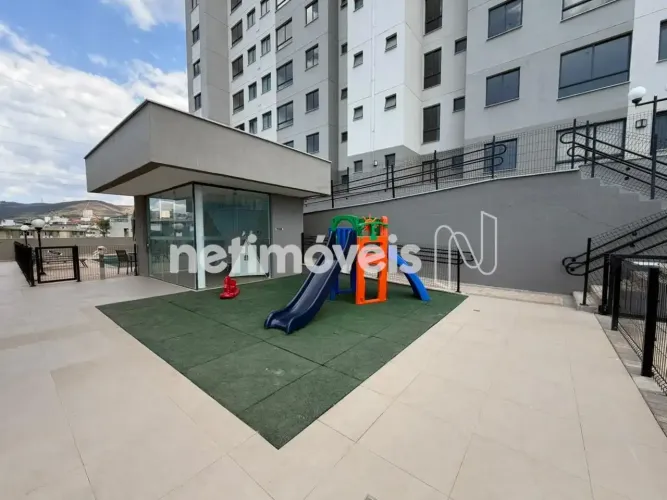 APARTAMENTO 02 QUARTOS DISPONIVEL NO ESTORIL!