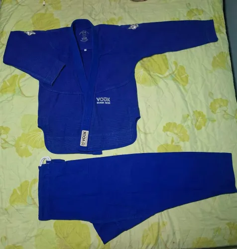 Kimono Jiu-Jitsu trançado Vouk Shark Azul A2 - Excelente Estado