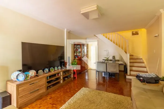 Casa à Venda - Vila Madalena, 2 Quartos, 180 m2