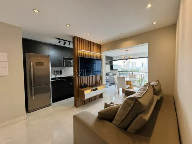 Apartamento 2 quartos, 1 suíte, 1 vaga - Tatuapé - metrô carrão