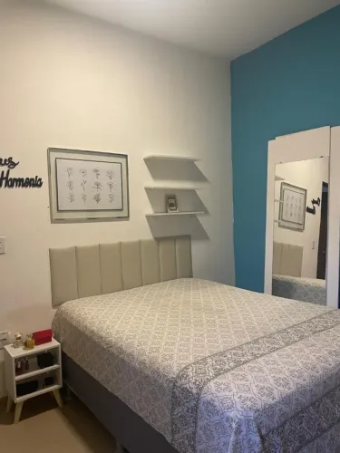 Alugo Quarto em Casa Compartilhada - Apenas mulheres