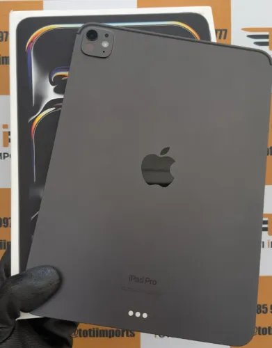 Apple iPad Pro 11pol M4 WiFi 256GB Preto Perfeito estado
