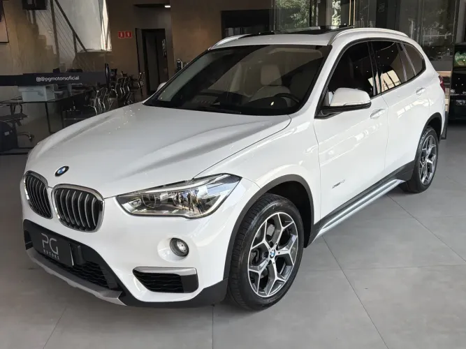 BMW X1 Sdrive 20I X-line 2.0 TB Active Flex 2018