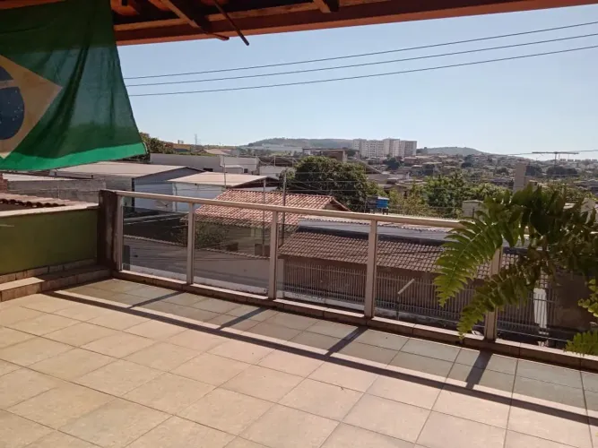 Casa 04 quartos com suíte, garagem para 04 carros, terraço- PTB Betim