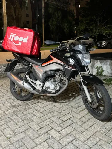 Titan 160