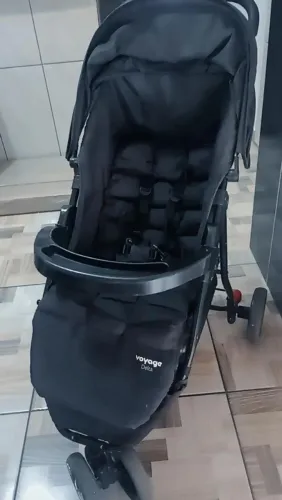 Vendo carrinho da Voyage