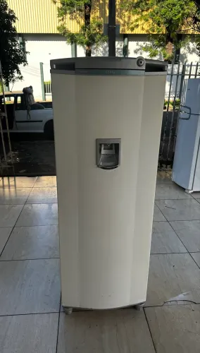 Geladeira cônsul de 340 litros