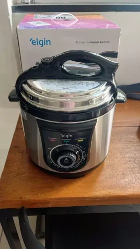 Panela de Pressão Elétrica 4L Elgin PPR10 840W Inox