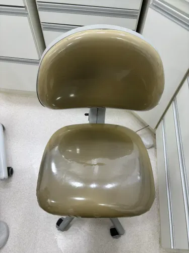 Mocho para consultório odontológico