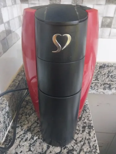 Cafeteira três corações Lov