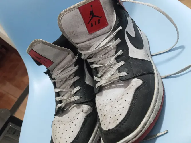 Vendo Tênis Nike Jordan 41