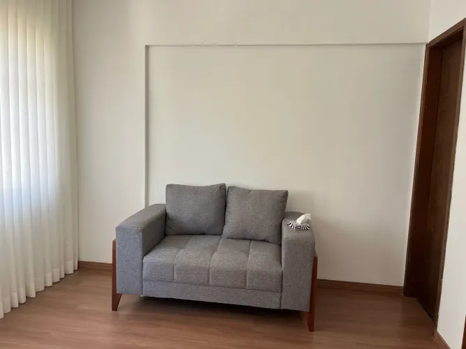 Sofá 2 Lugares Linho Cinza