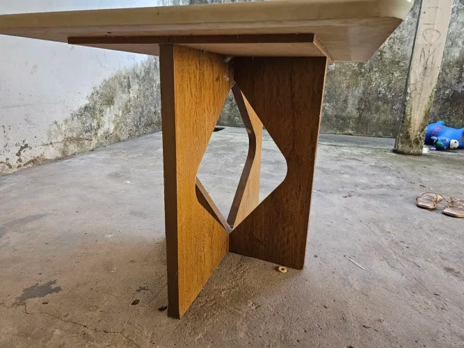 Mesa de jantar 4 lugares