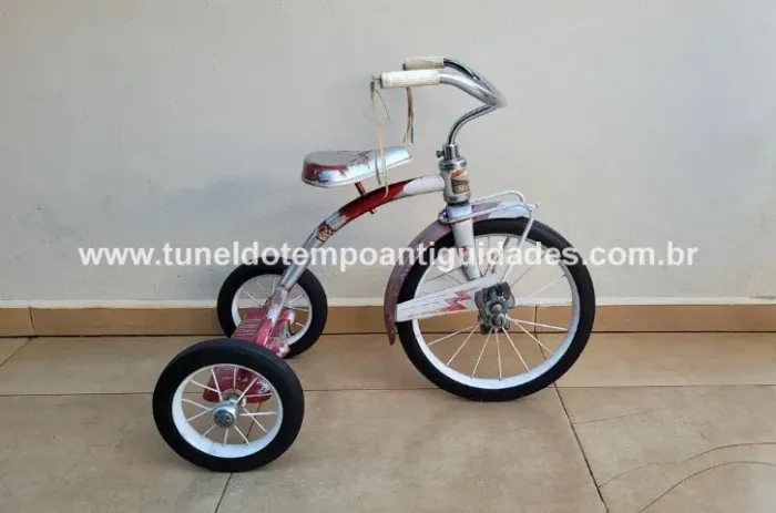 Triciclo Antigo