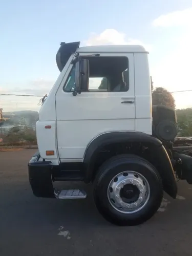 Vende se Caminhão VW 17.180 pronto pra trabalhar