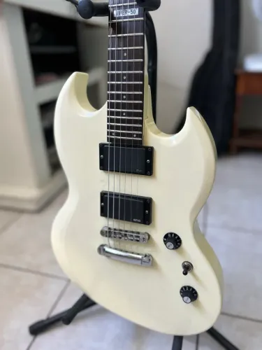 LTD VIPER 50 TUNADA C/ EMG 81/85