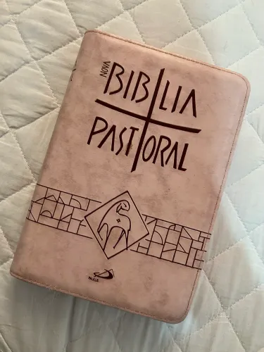 Biblia Pastoral Paulus com ziper