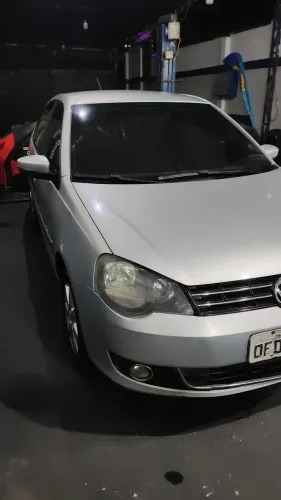 Volkswagen Polo Sed. Comfort. 1.6 MI Tot. Flex 8V 2012
