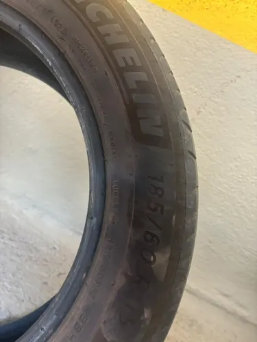 4 pneus Michelin 185/60 R15
