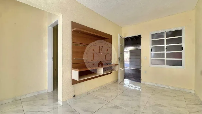 Casa térrea com 2 Quartos a Venda no Bairro Jardim Cristo Redentor