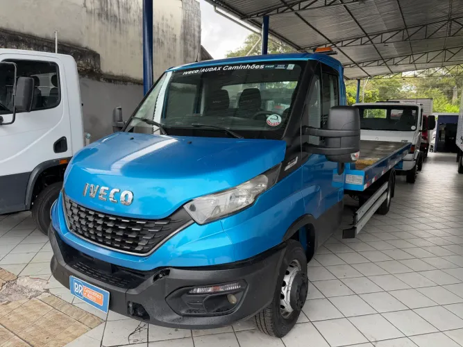 Iveco daily 65-170 2022 Reboque 255mil km rodados Unico Dono