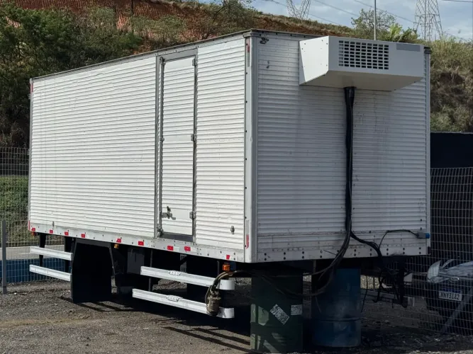 Baú Refrigerado 6,50m para Caminhão Toco - Canaletado projeto aparelho para -10 graus
