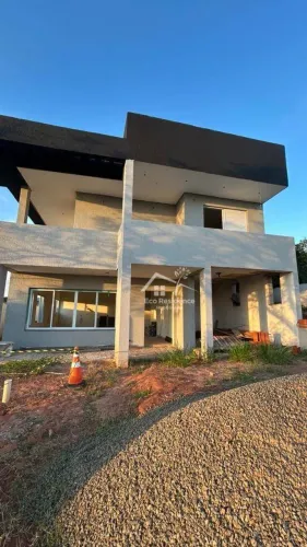 Sobrado Em Construção com 4 dormitórios à venda, 300 m² por R$ 800.000 - Ninho Verde II - 