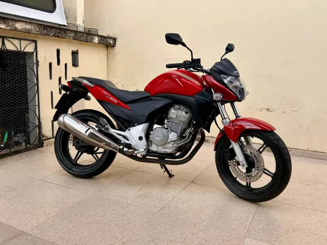 CB300r 2010/2010 - Raridade 