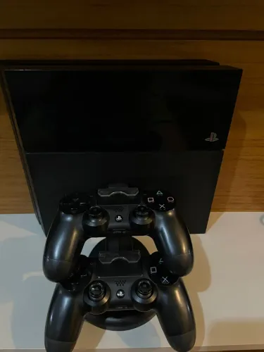 PS4 500GB COMPLETO