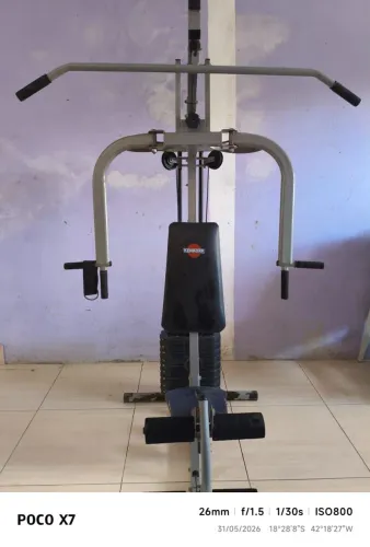 Máquina de musculação 