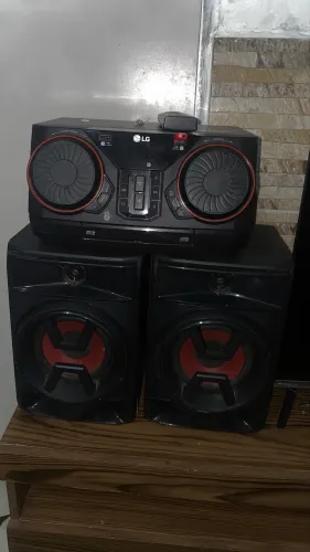 Som semi novo pra vende sem nenhum defeito
