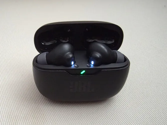 Fone JBL Vibe Beam Bluetooth Preto - Seminovo