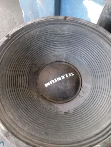 Vende-se grave de 15 de 3000