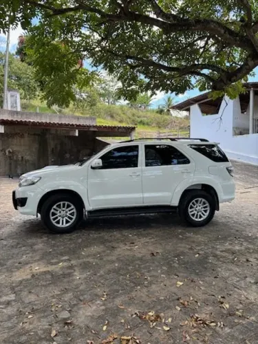 Toyota Hilux SW4 SRV D4-d 4X4 3.0 TDI Dies. AUT 2015